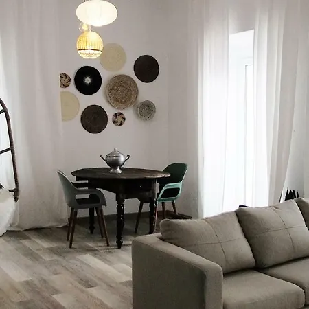Prázdninový dům Casa D' Avo Bia - Renovated House Aljezur